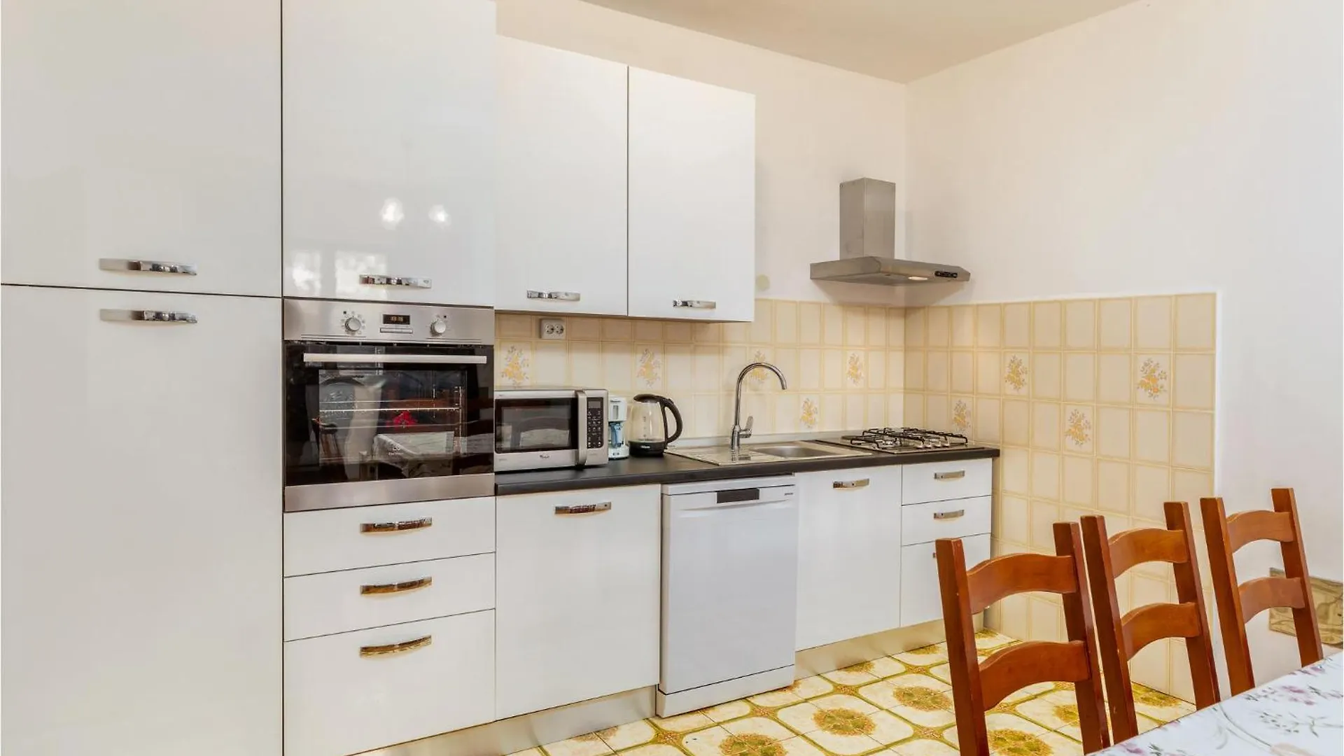 4 Bedroom Beautiful Apartment In Pula 0*,  Croatia