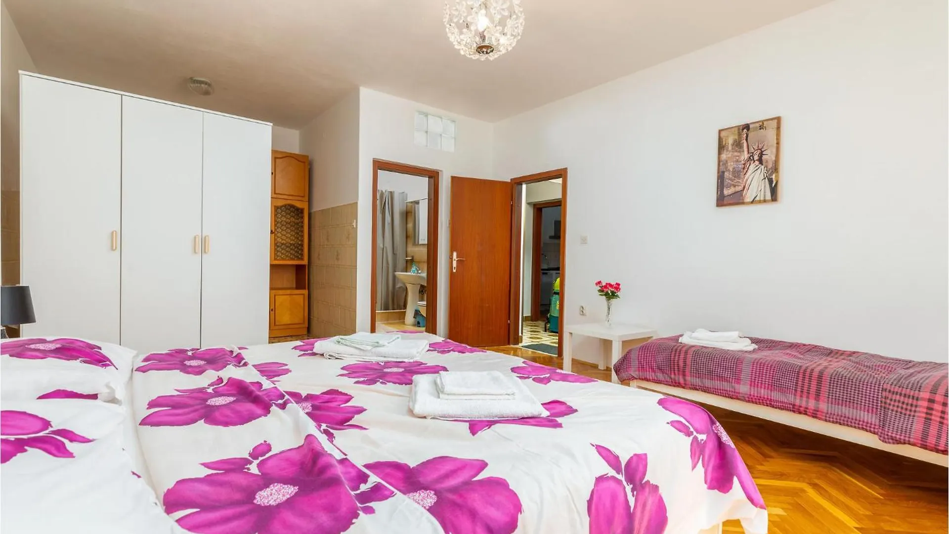 4 Bedroom Beautiful Apartment In プーラ 0*,  クロアチア